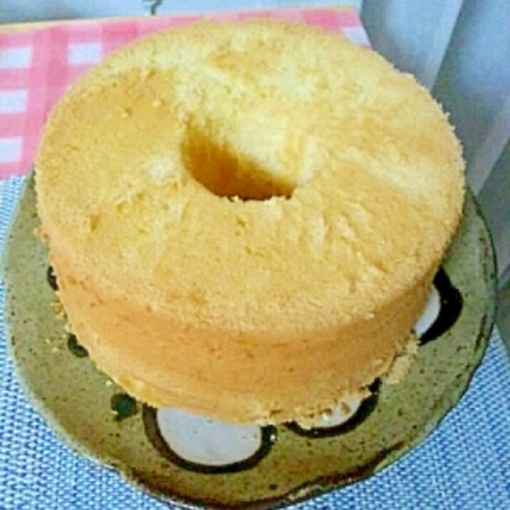 レモン風味の シフォンケーキ レシピ 作り方 By あっこサンバ 楽天レシピ レモン風味の シフォンケーキ レシピ 作り方 By あっこサンバ 楽天レシピ